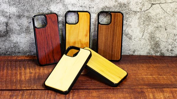 iPhone12 mini Handyhülle aus Holz