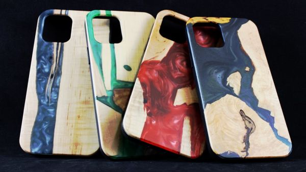Handyhüllen Holz mit farbigem Resin/Epoxid Harz iPhone 12 und 12pro